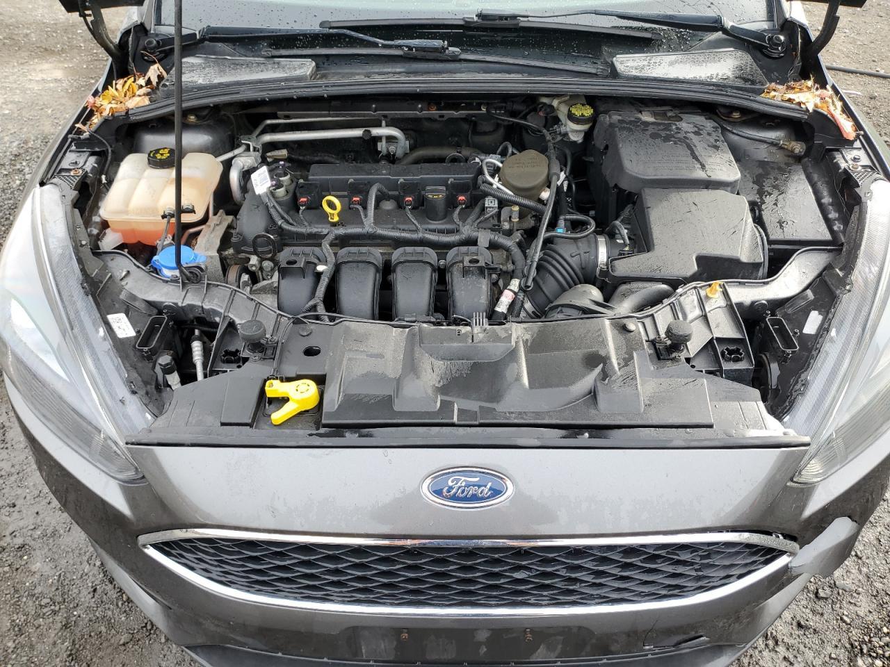2015 Ford Focus - zdjęcie 11