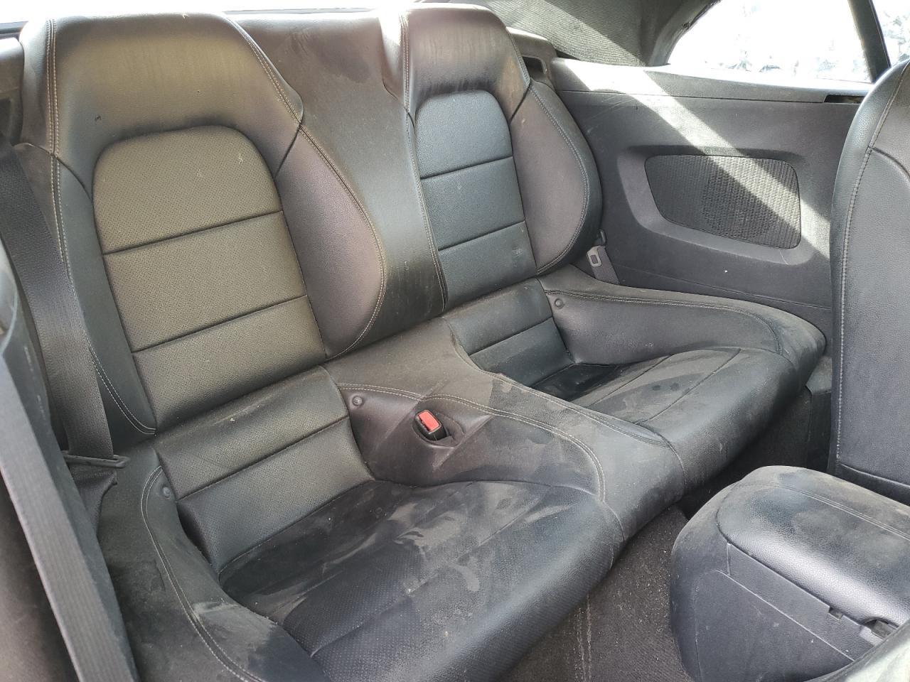 2015 Ford Mustang - zdjęcie 10