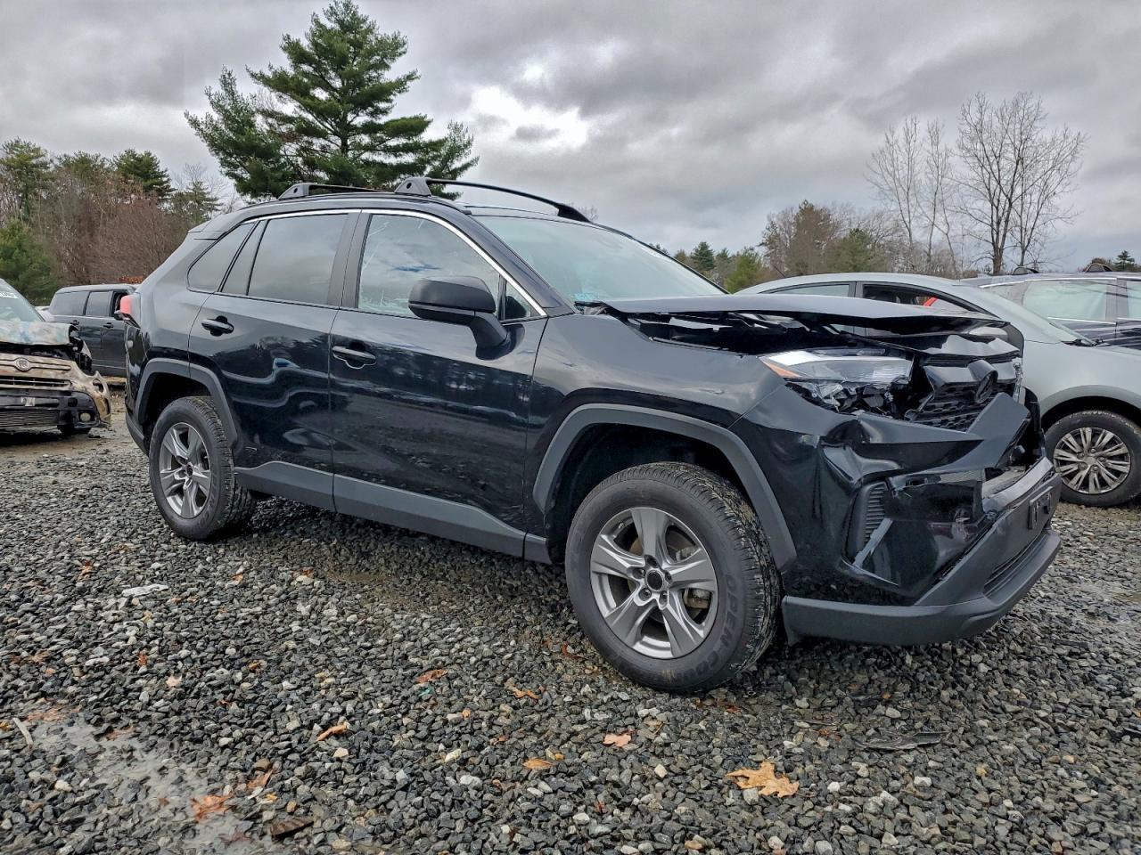 2023 Toyota RAV 4 - zdjęcie 4