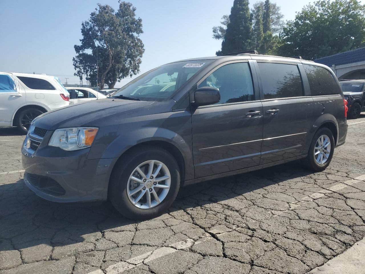 2016 Dodge Grand Caravan Sxt - zdjęcie główne