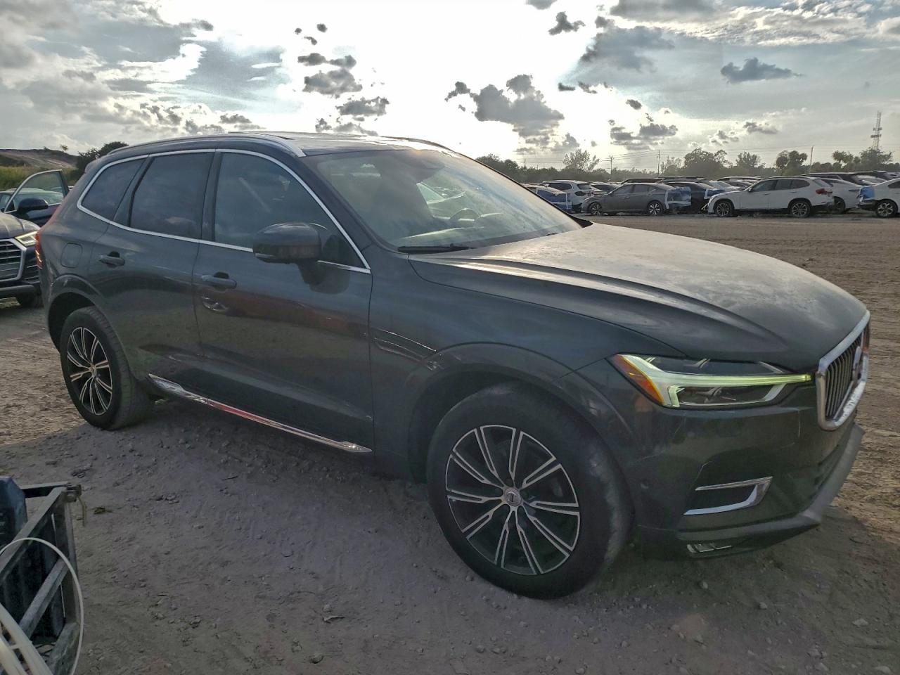 2018 Volvo XC60 - zdjęcie 4