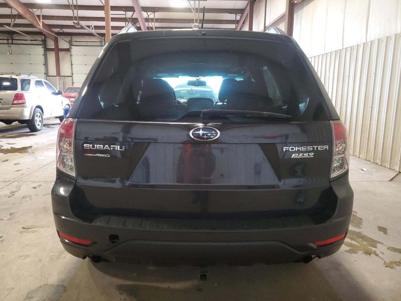 2013 Subaru Forester - zdjęcie 6