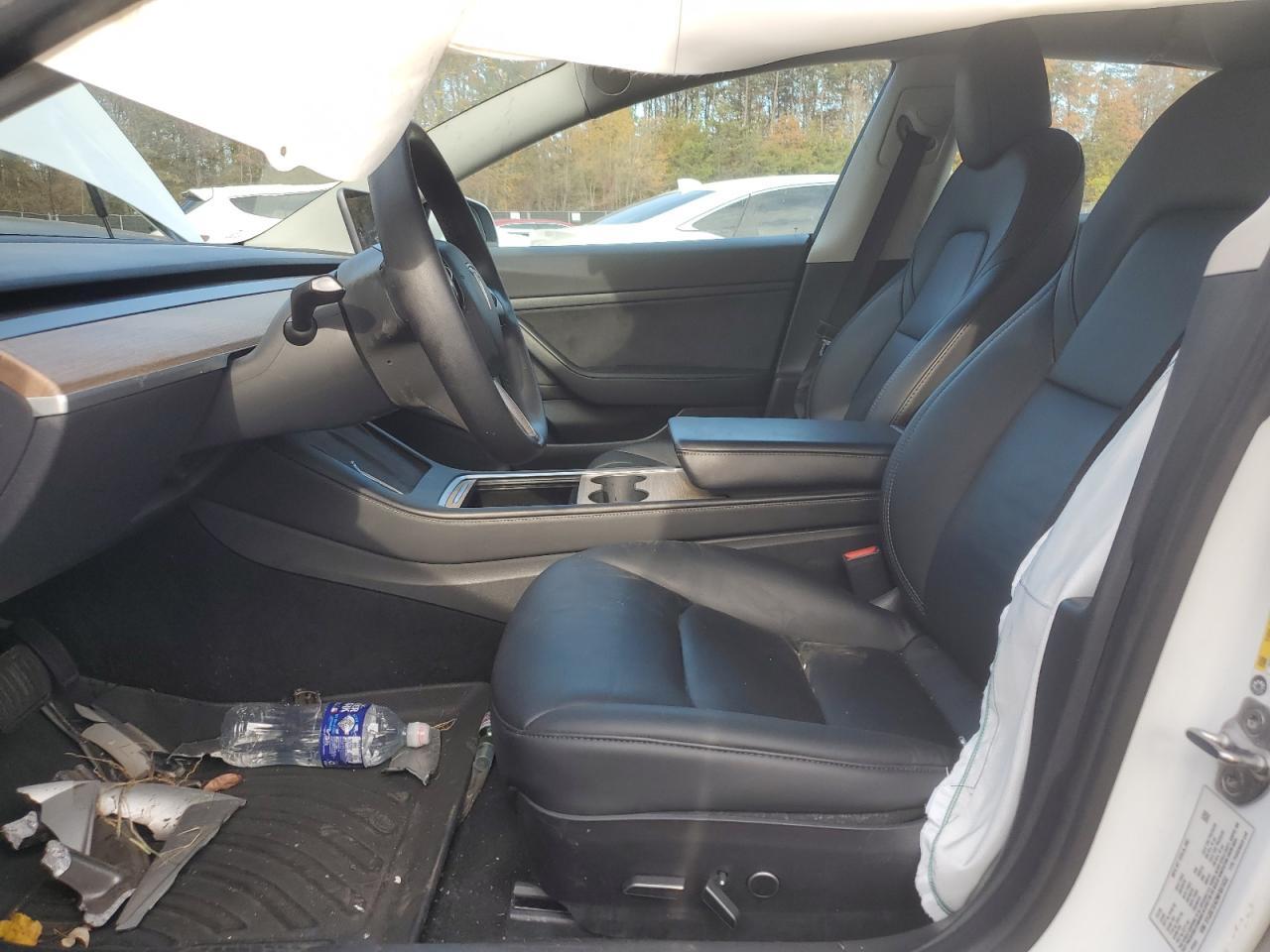 2021 Tesla Model 3 - zdjęcie 7