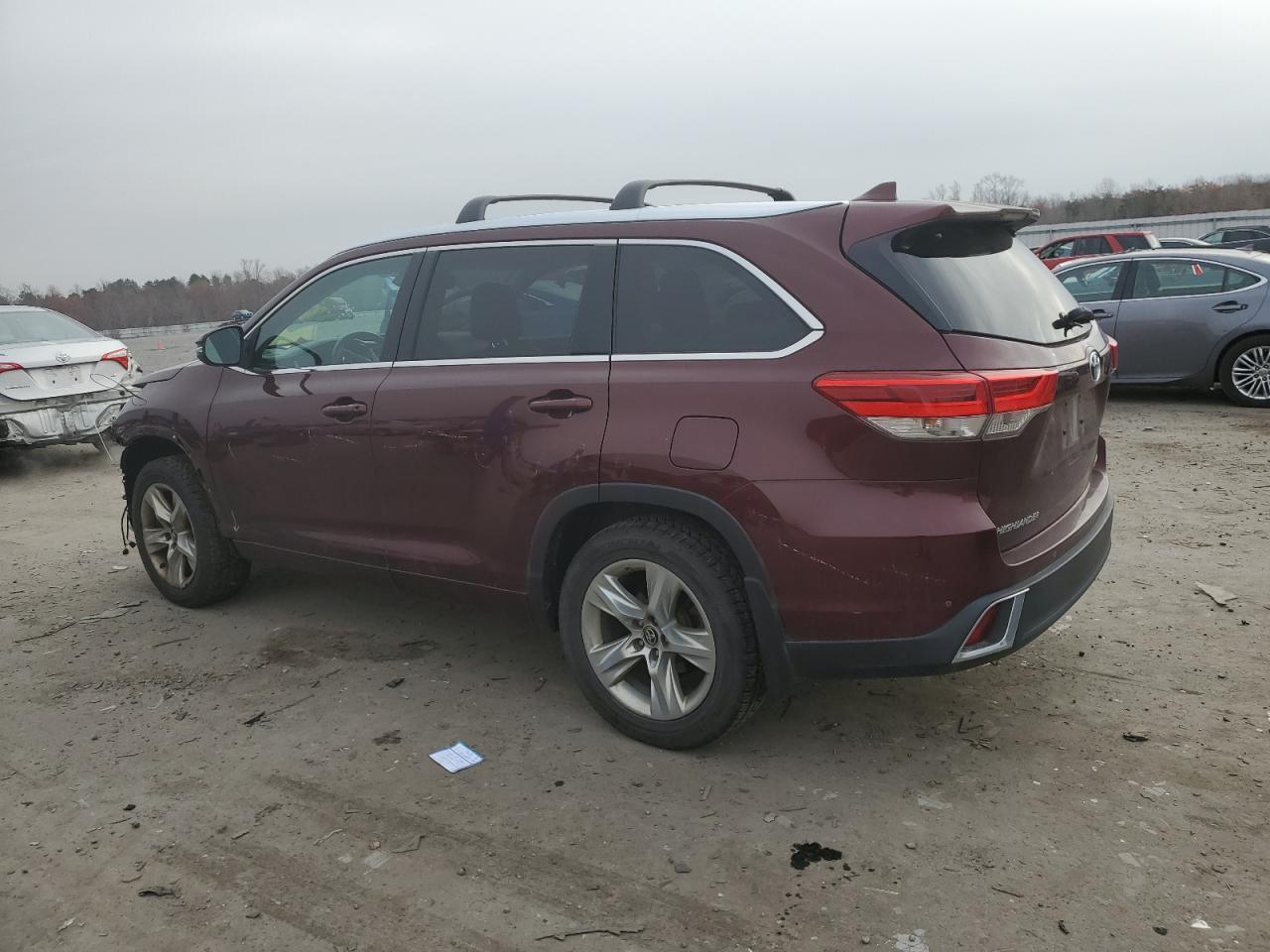 2017 Toyota Highlander - zdjęcie 2