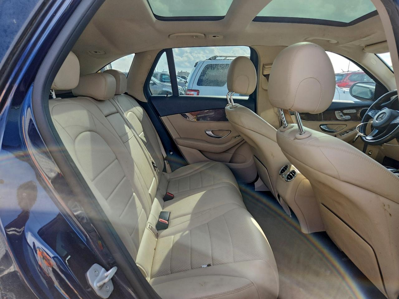 2016 Mercedes-Benz Glc 300 - zdjęcie 11