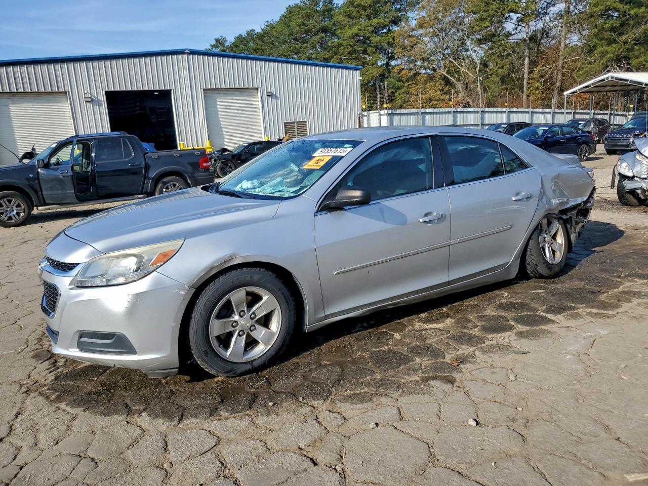 2015 Chevrolet Malibu Ls - zdjęcie główne