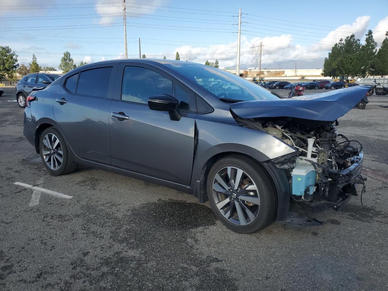 2020 Nissan Versa - zdjęcie 4