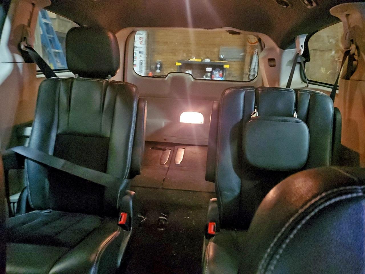 2017 Dodge Caravan - zdjęcie 10