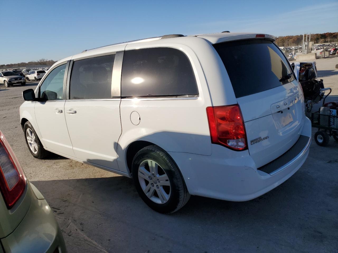 2018 Dodge Grand Caravan Sxt - zdjęcie 2