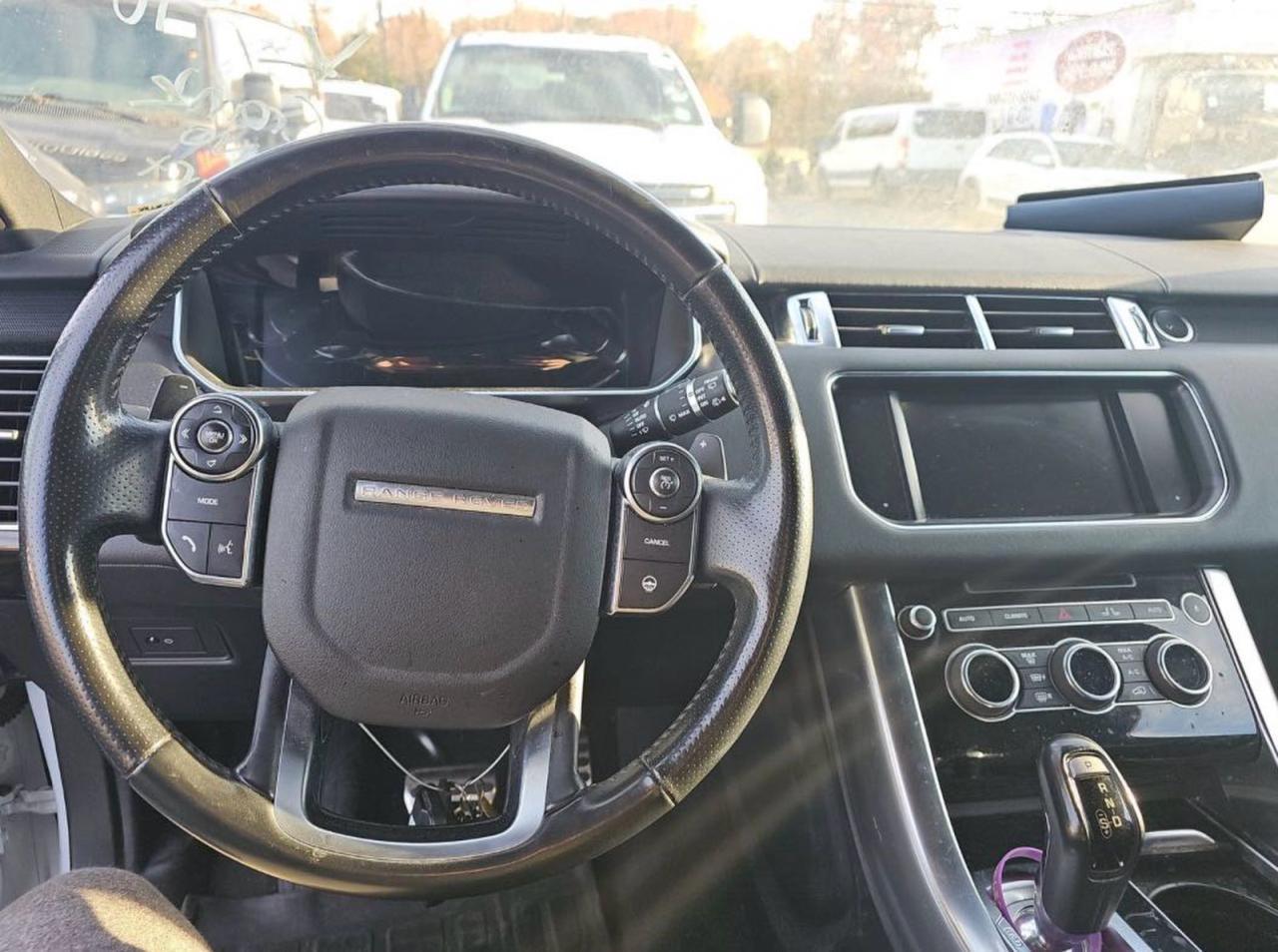 2016 Land Rover Range Rover Sport - zdjęcie 9