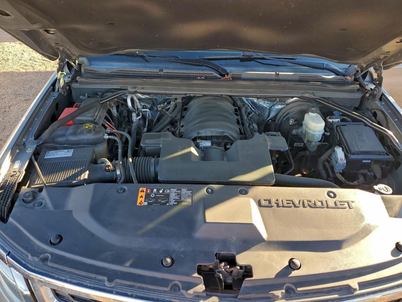 2018 Chevrolet Suburban - zdjęcie 12