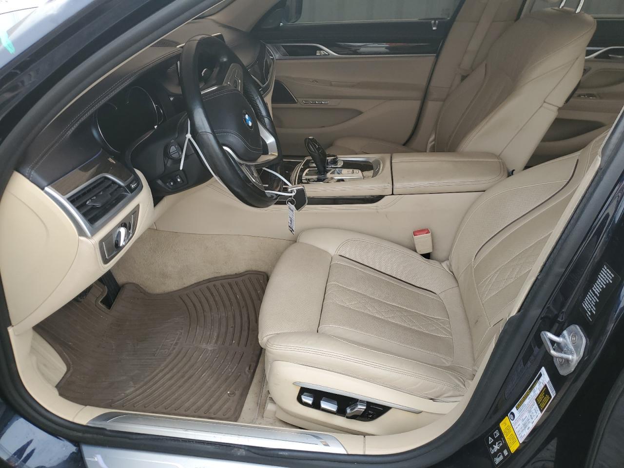 2017 BMW 740 Xi - zdjęcie 7