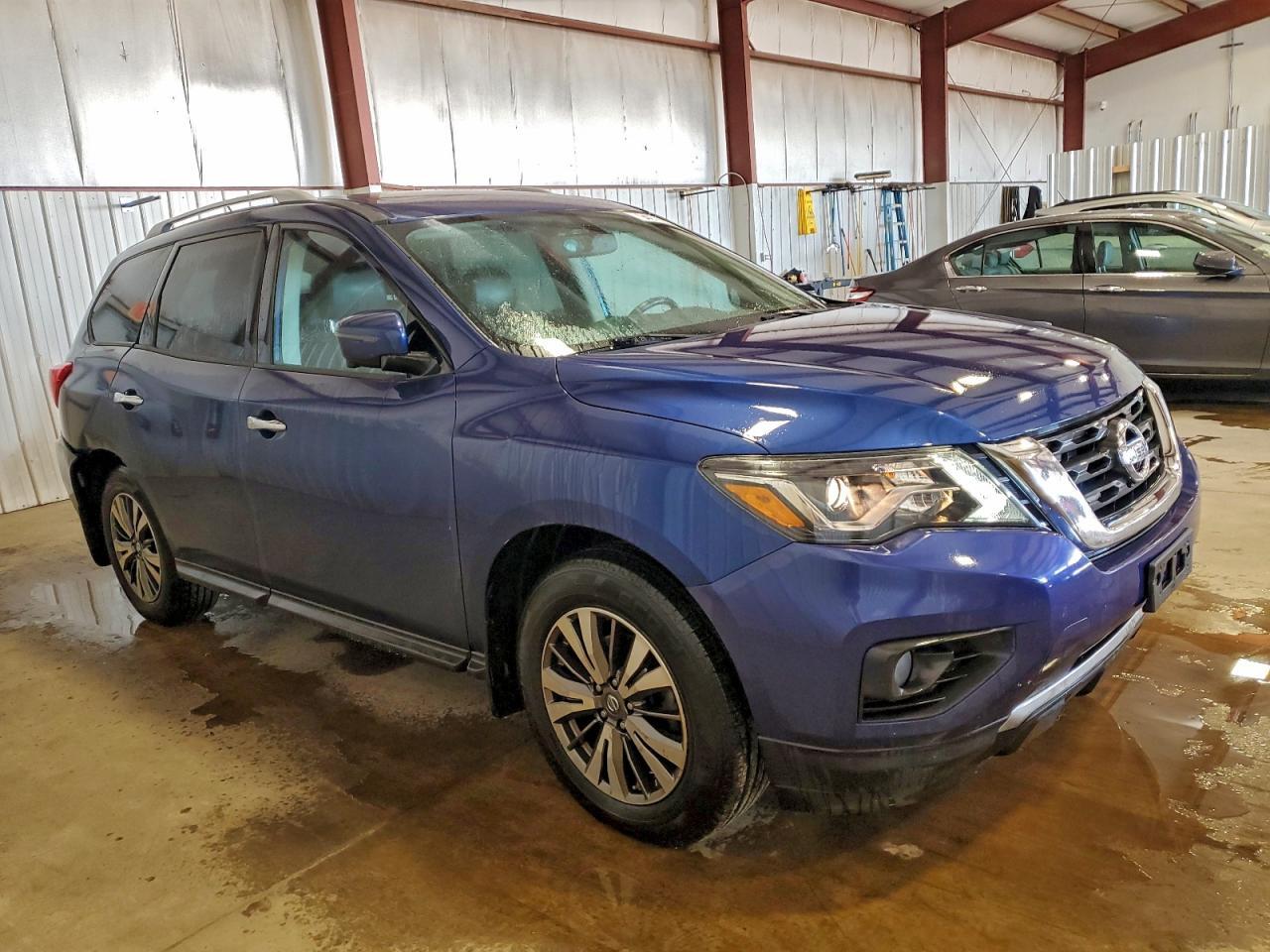 2017 Nissan Pathfinder - zdjęcie 4