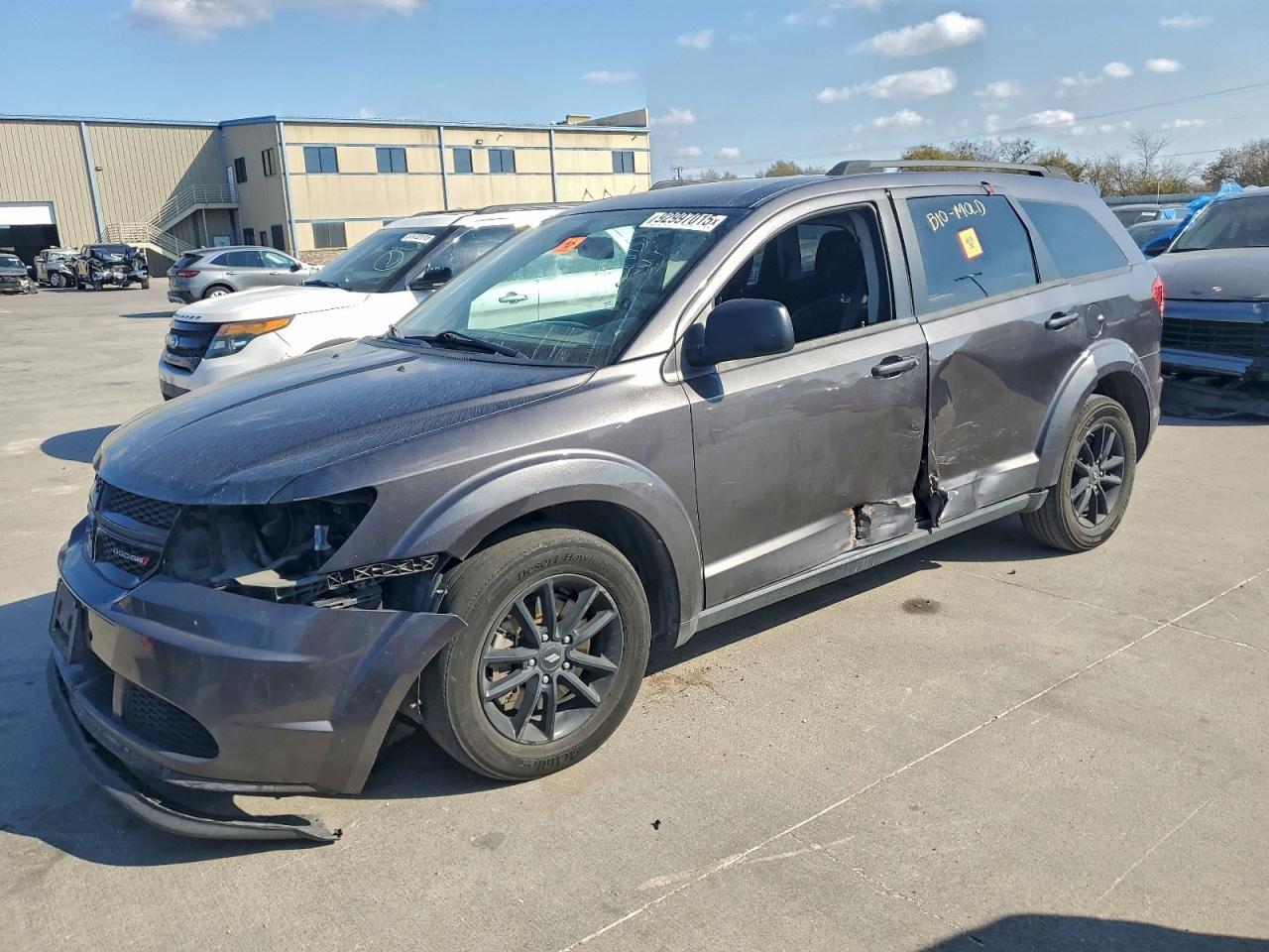 2020 Dodge Journey - zdjęcie główne