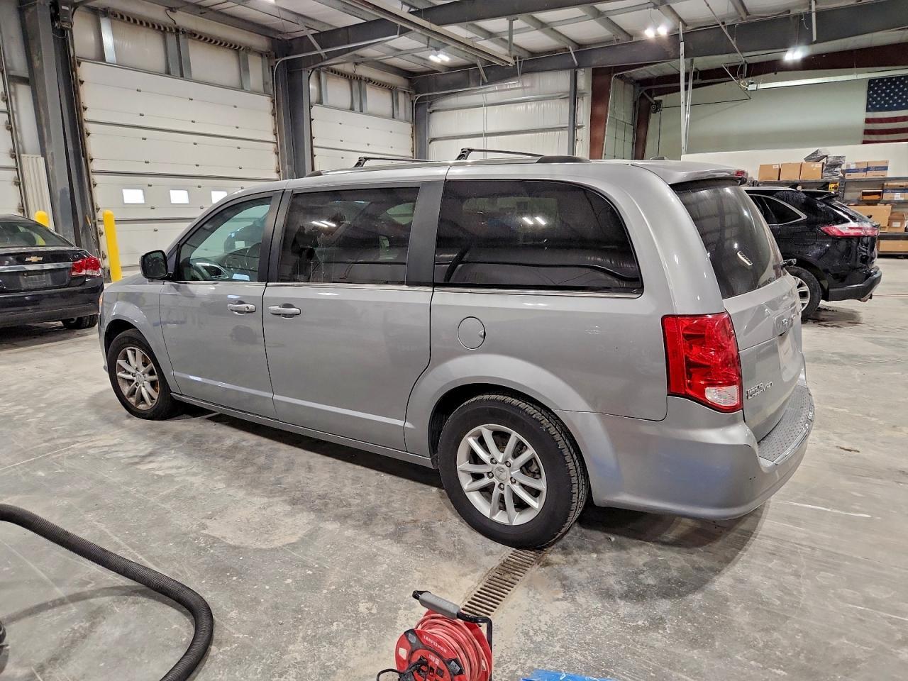 2018 Dodge Grand Caravan Sxt - zdjęcie 2