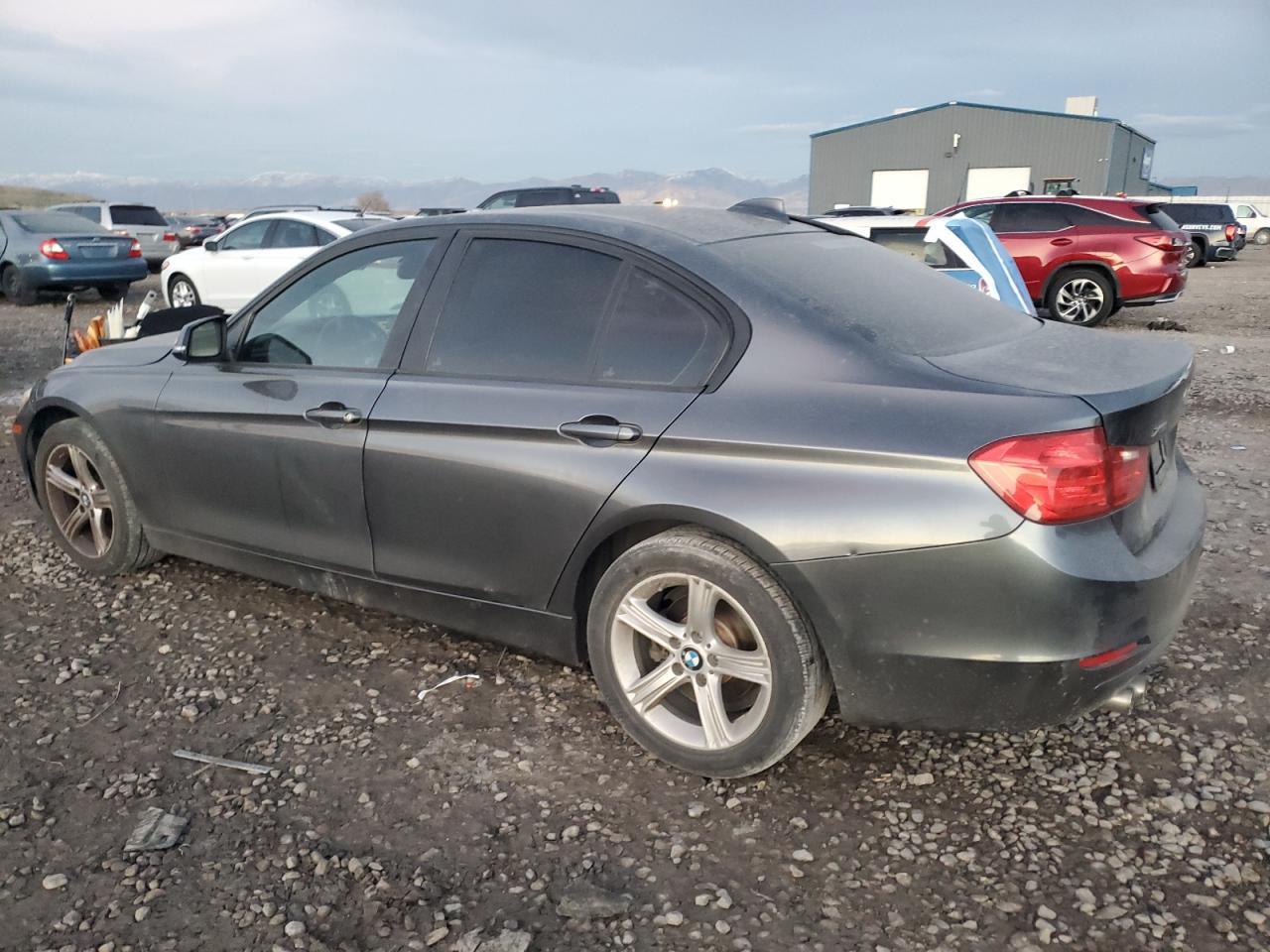 2014 BMW 328 Xi - zdjęcie 2