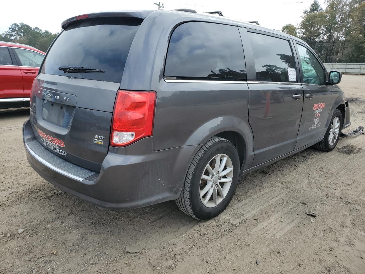 2019 Dodge Grand Caravan Sxt - zdjęcie 3