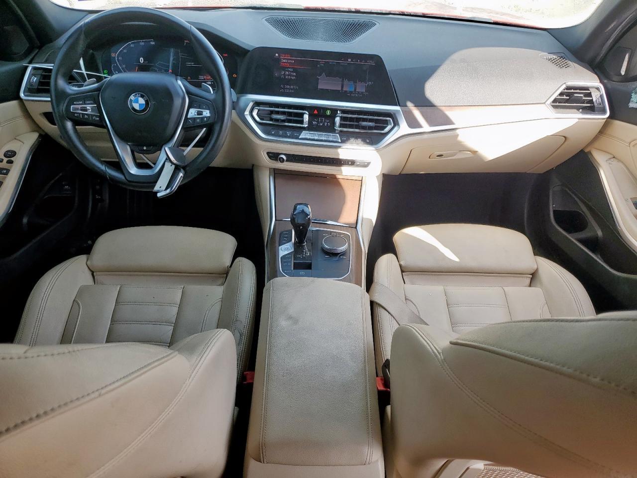 2021 BMW 330I - zdjęcie 8