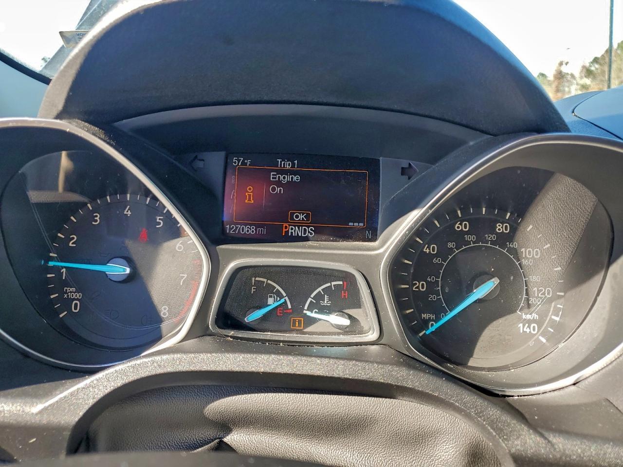 2017 Ford Escape - zdjęcie 9
