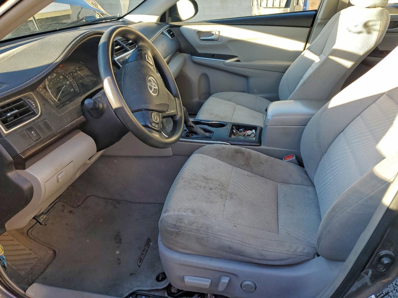 2015 Toyota Camry - zdjęcie 7