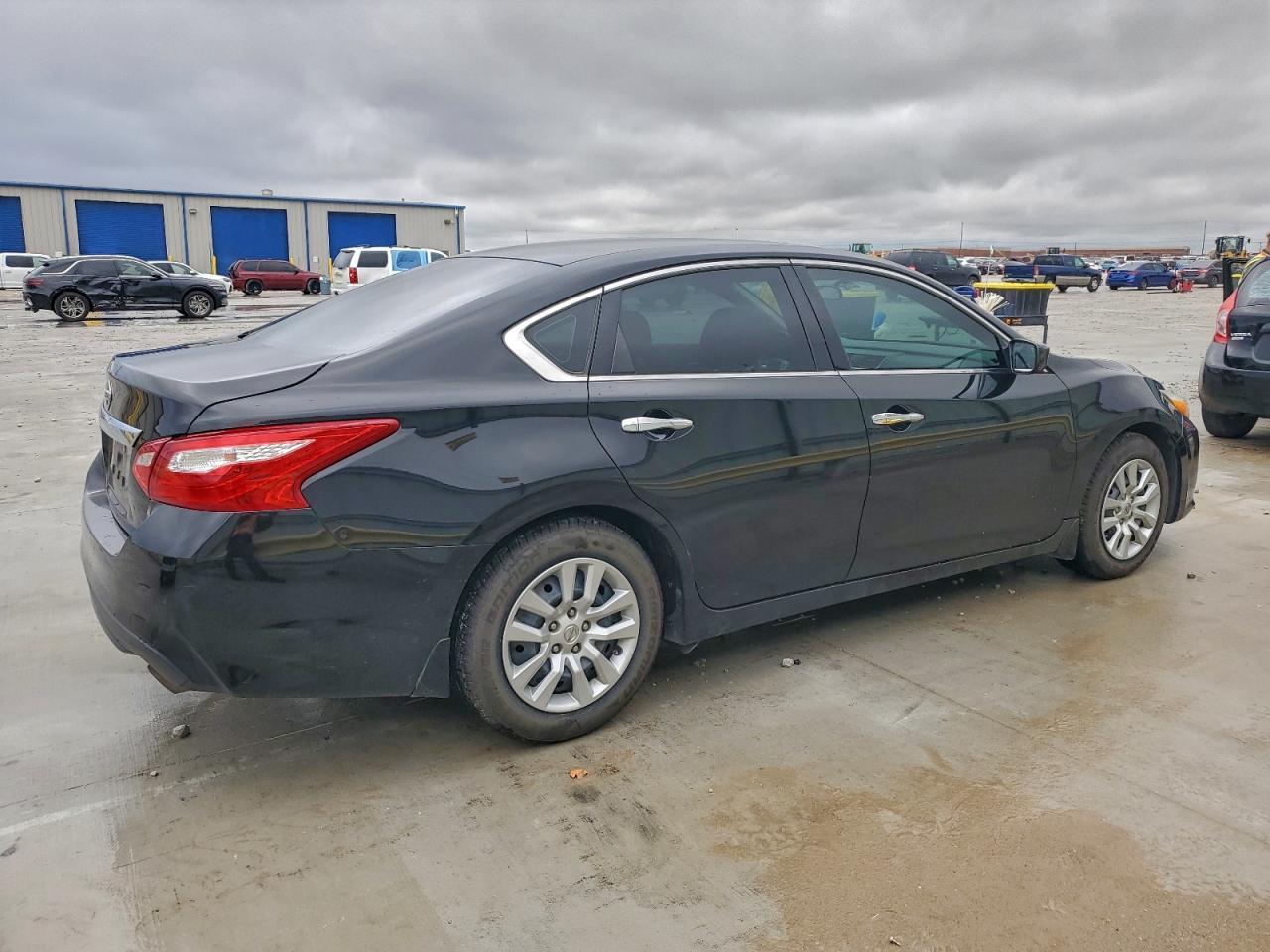 2017 Nissan Altima 2.5 - zdjęcie 3