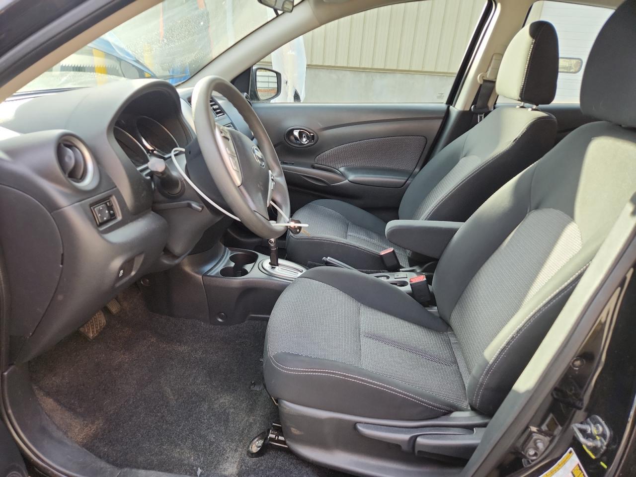 2016 Nissan Versa - zdjęcie 7