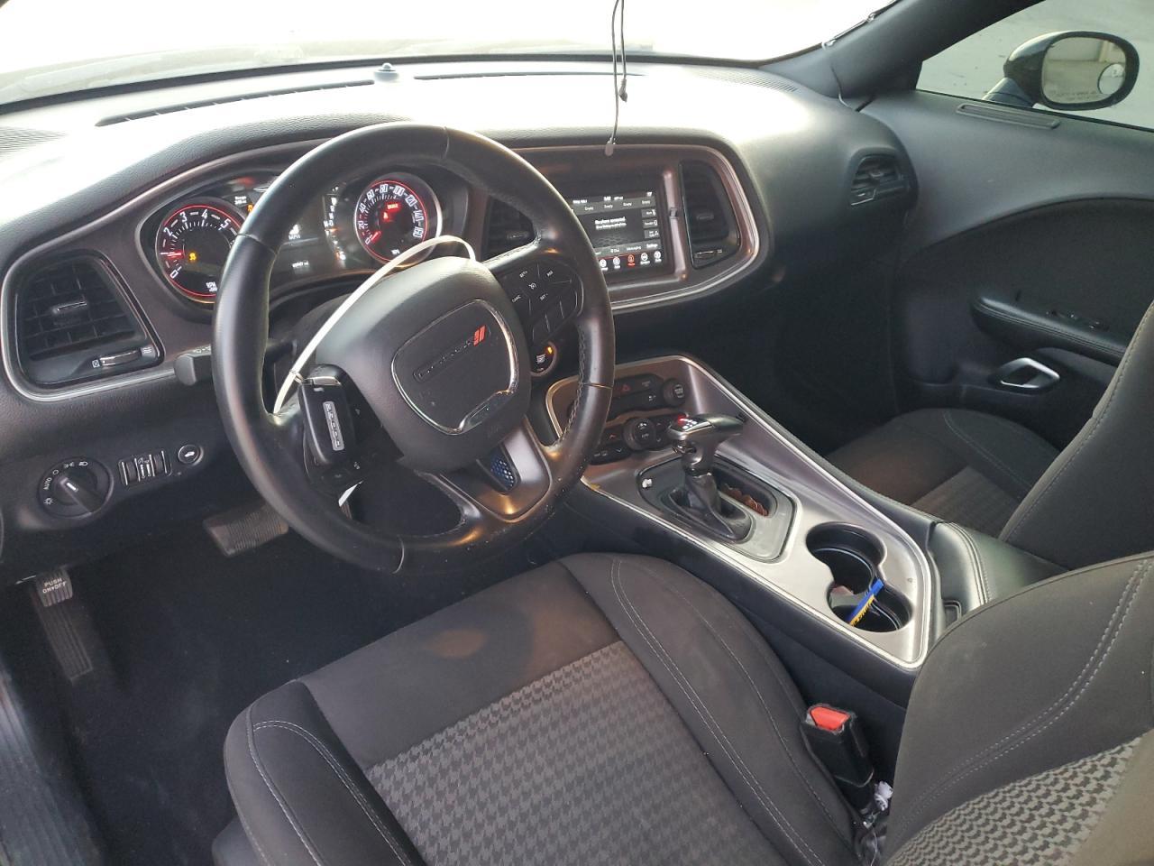 2020 Dodge Challenger Sxt - zdjęcie 8