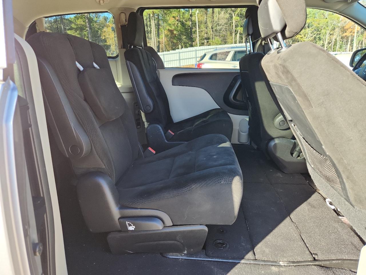 2016 Dodge Grand Caravan Sxt - zdjęcie 11