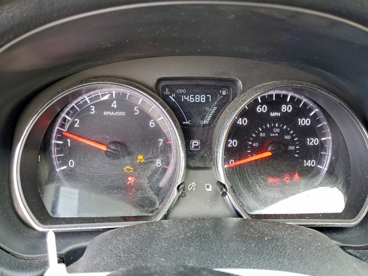 2016 Nissan Versa - zdjęcie 9