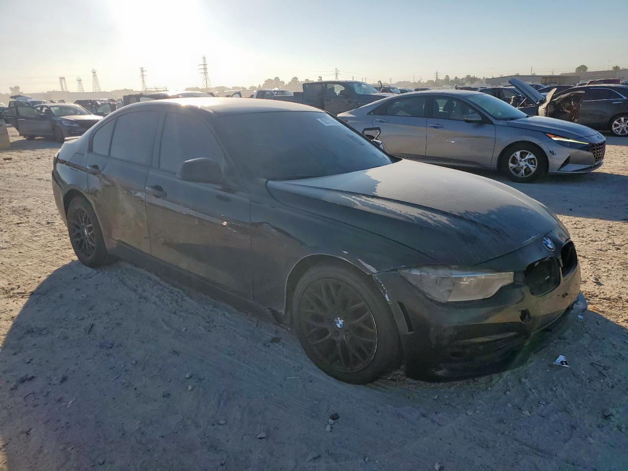 2017 BMW 320 I - zdjęcie 4