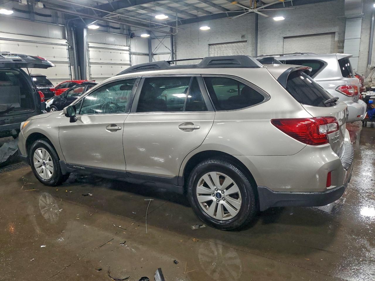 2016 Subaru Outback - zdjęcie 2