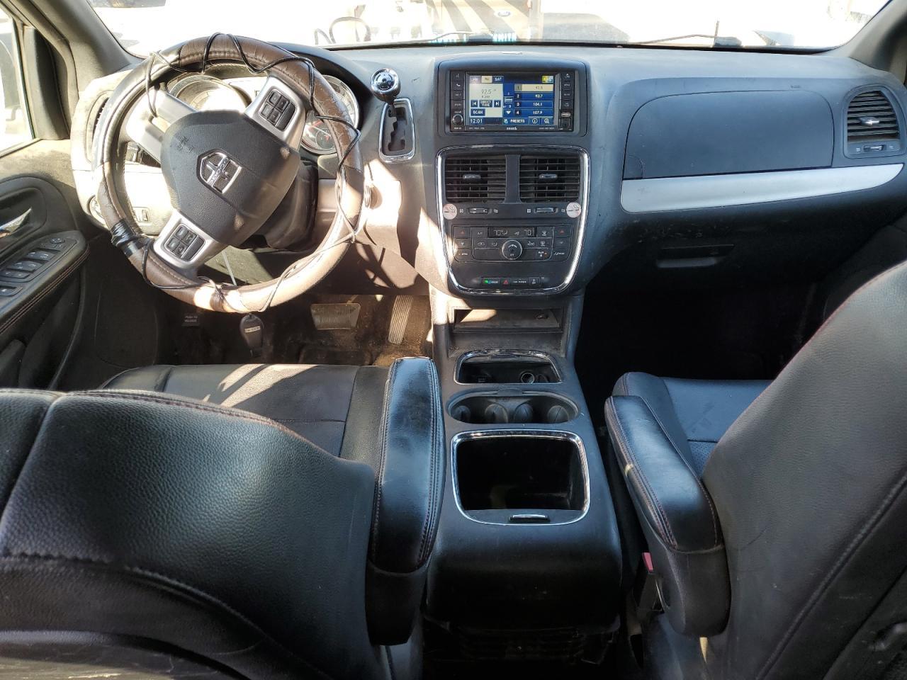 2016 Dodge Grand Caravan R/T - zdjęcie 8