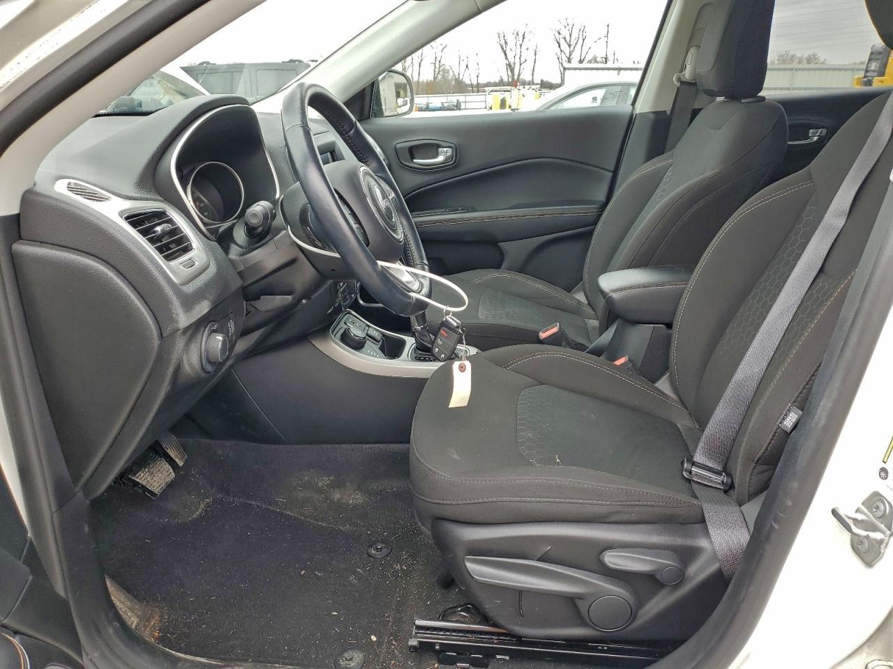 2021 Jeep Compass - zdjęcie 7