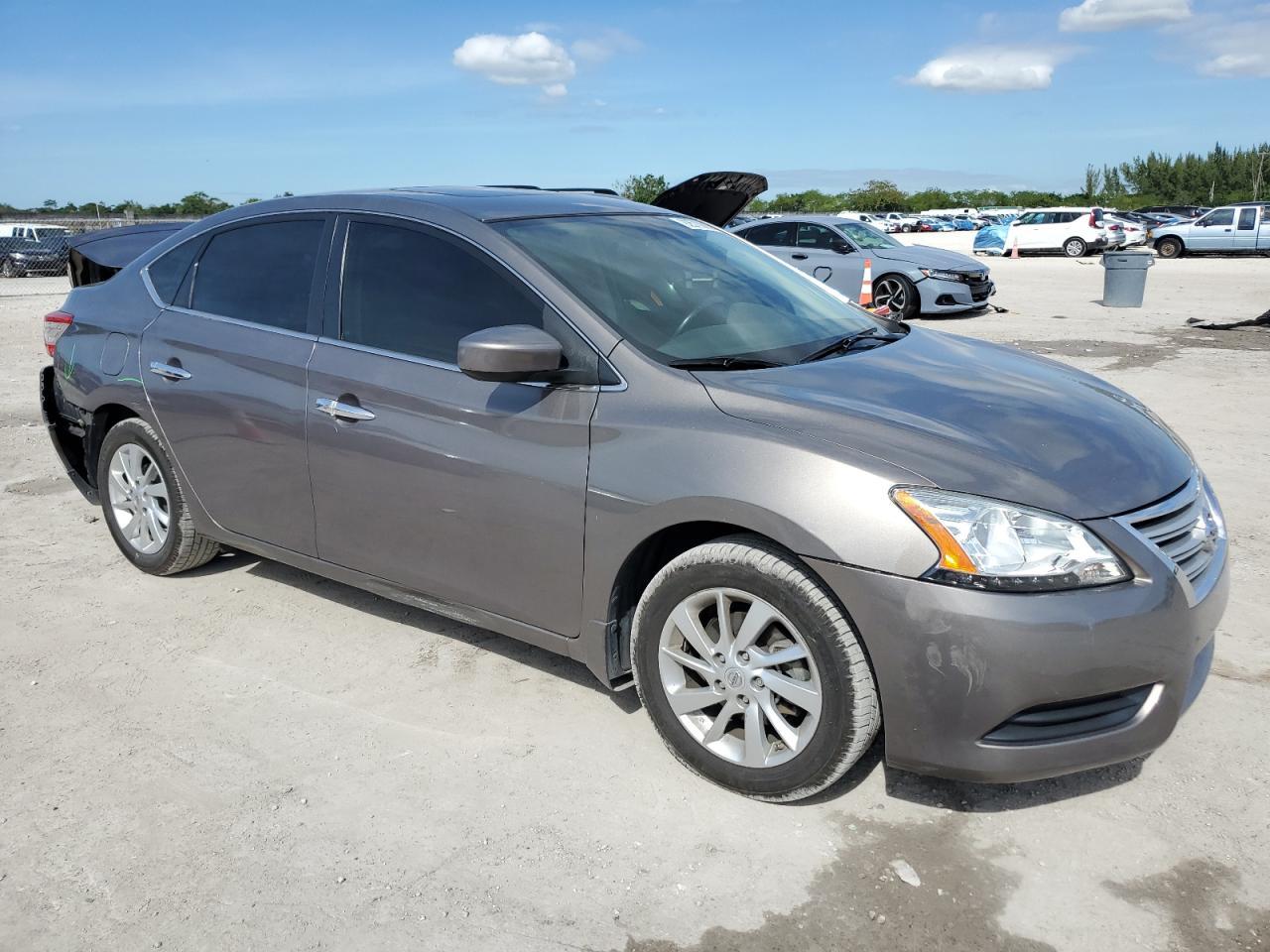 2015 Nissan Sentra - zdjęcie 4