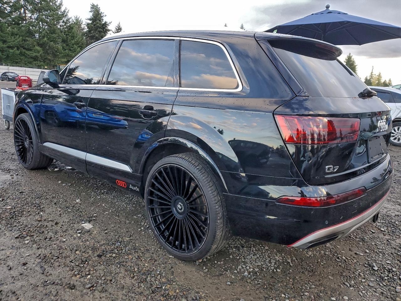 2017 Audi Q7 - zdjęcie 2