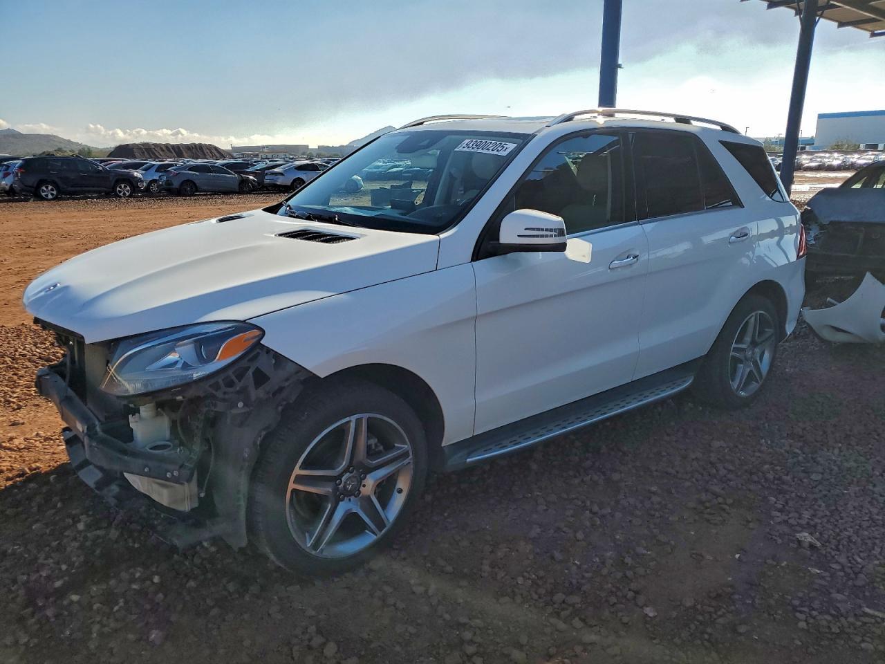 2016 Mercedes-Benz GLE - zdjęcie główne