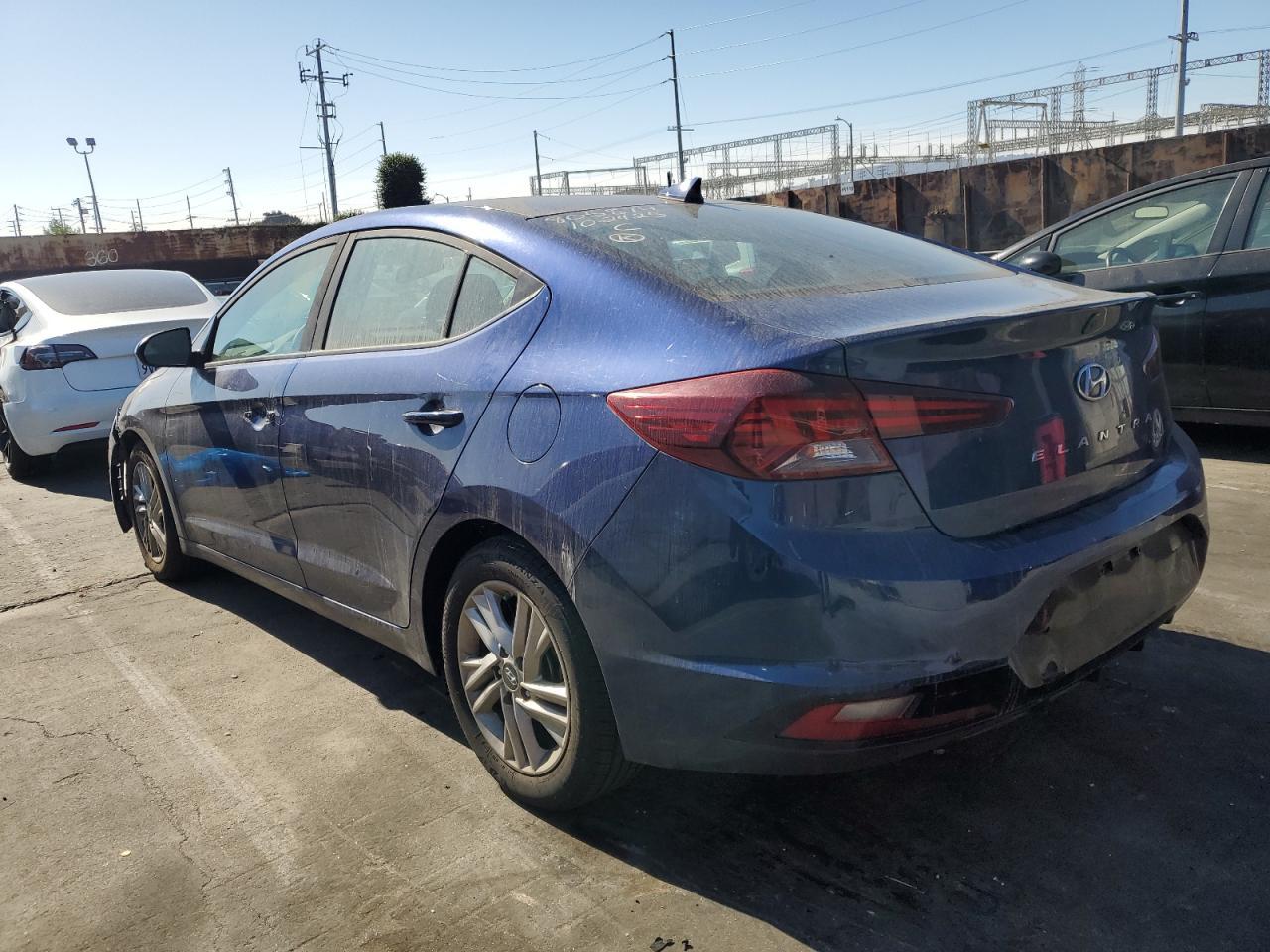 2020 Hyundai Elantra Sel - zdjęcie 2