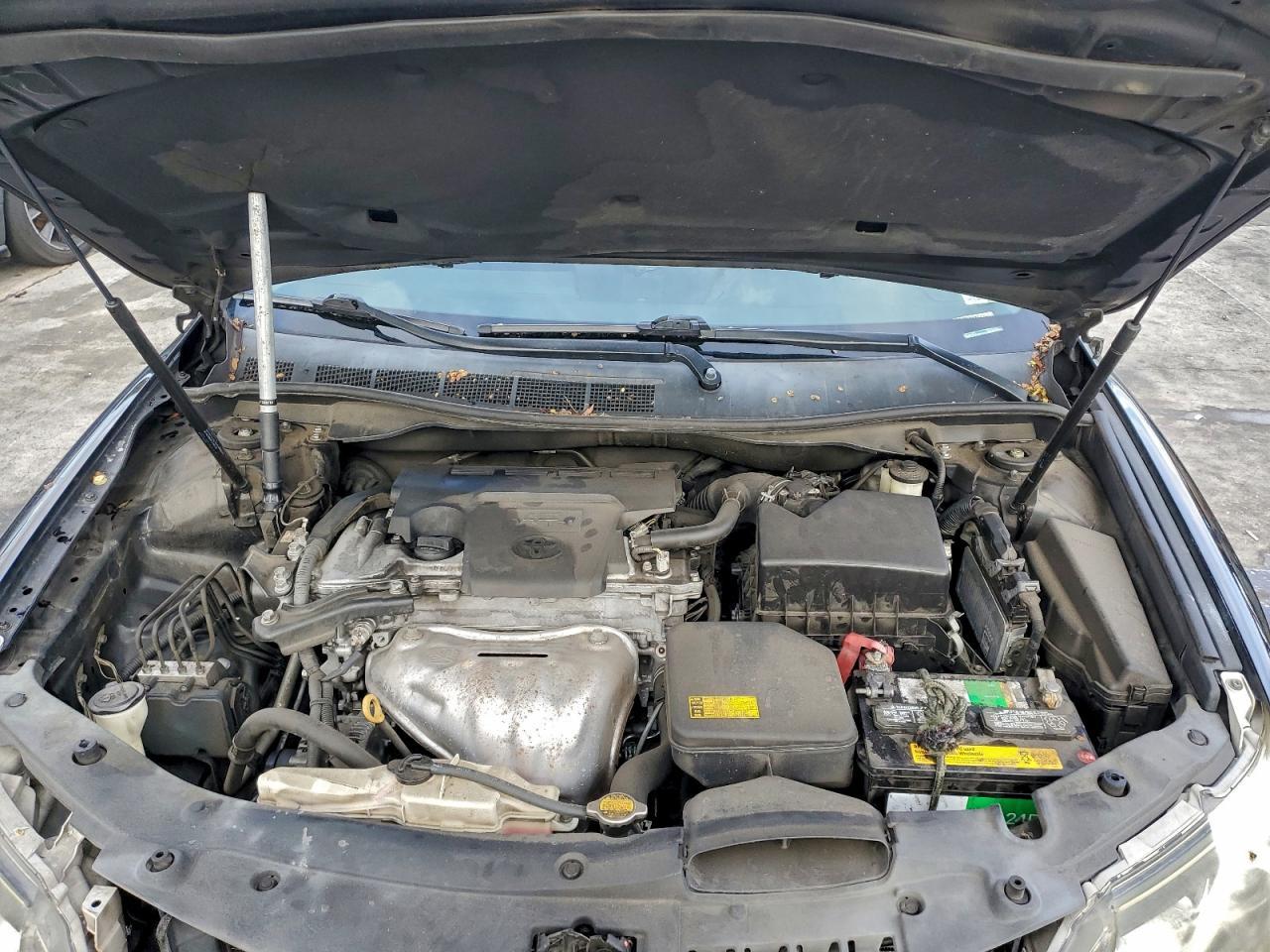 2014 Toyota Camry - zdjęcie 11