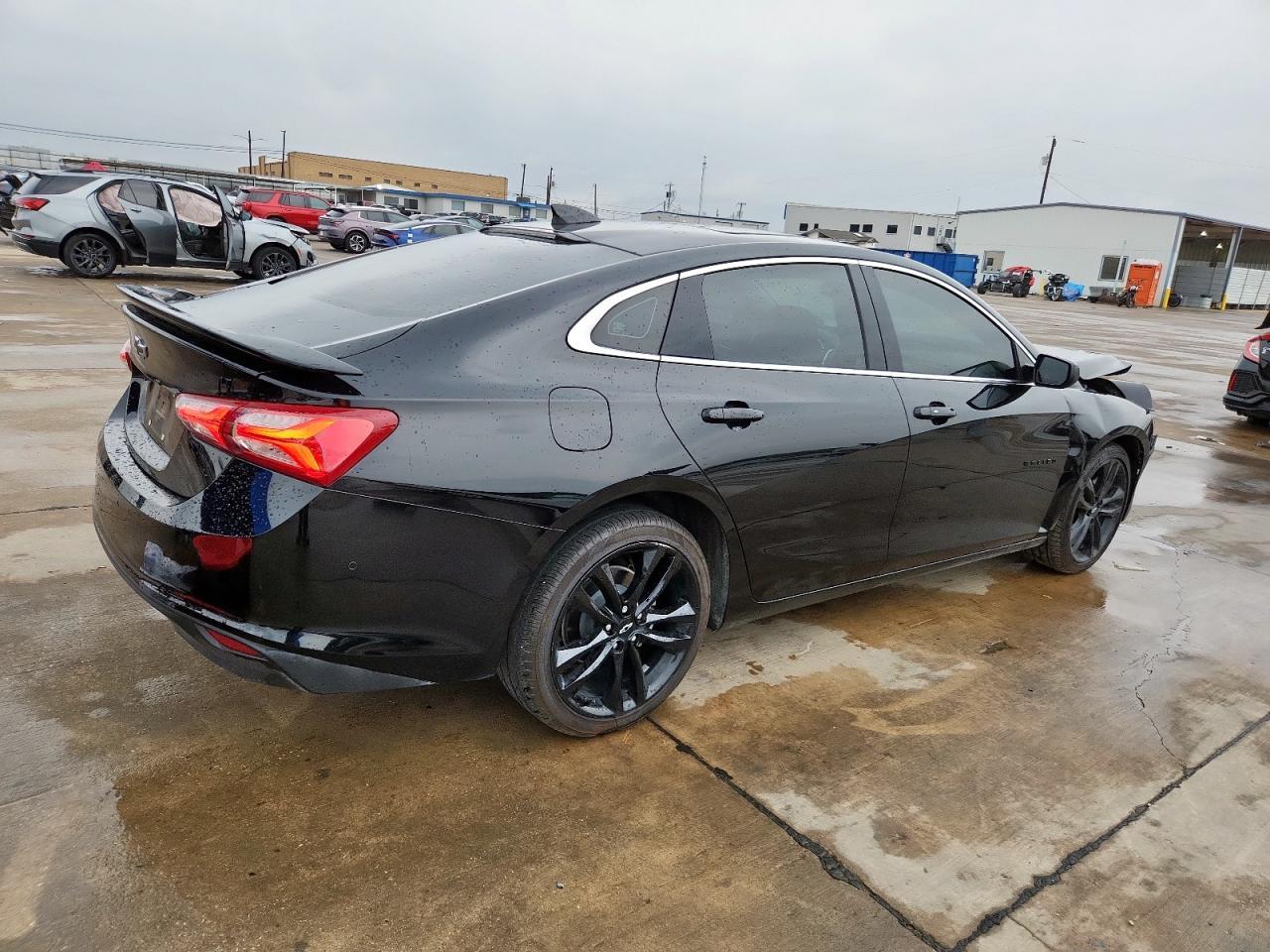 2025 Chevrolet Malibu Premier - zdjęcie 3