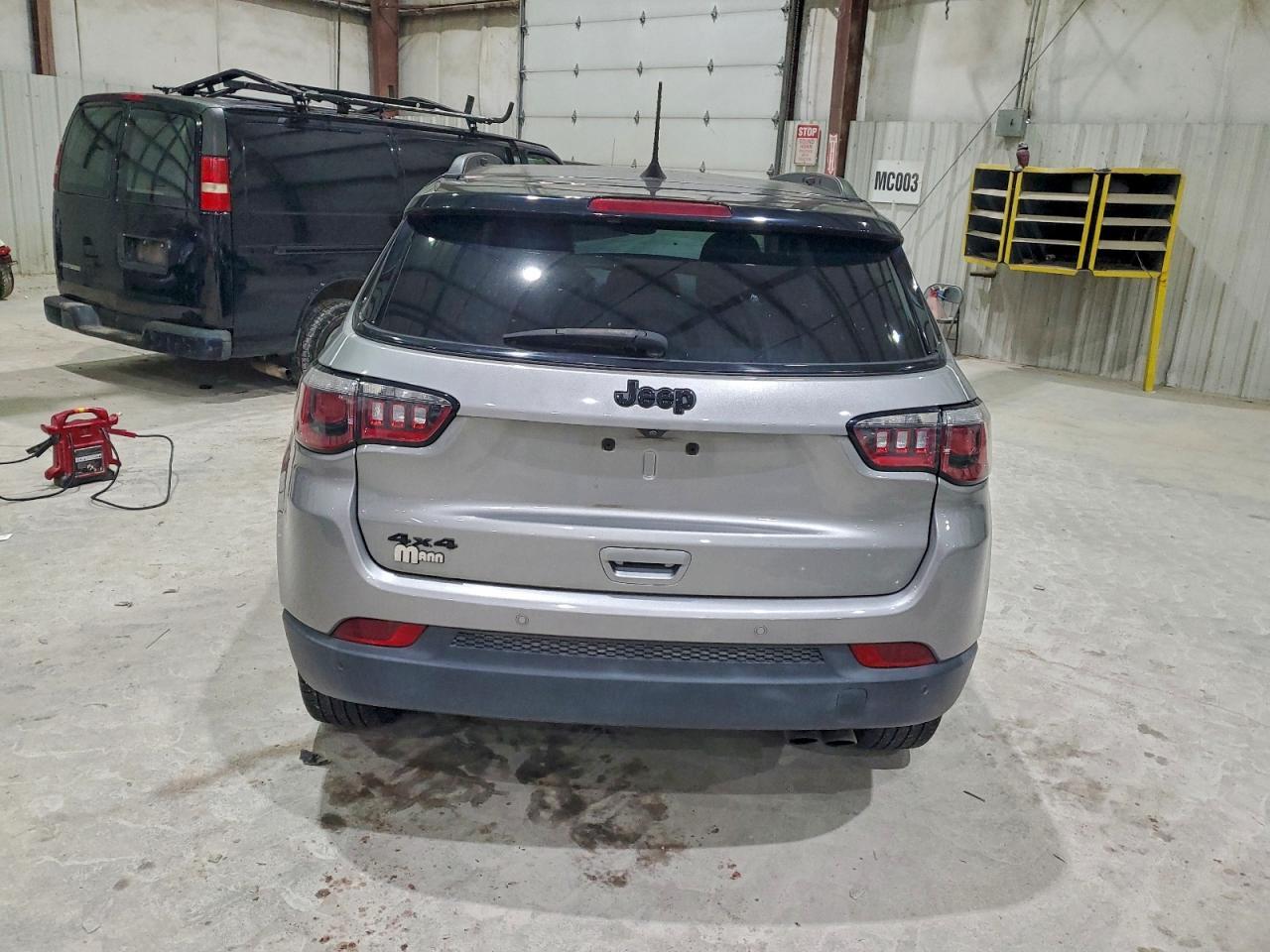 2020 Jeep Compass Latitude - zdjęcie 6