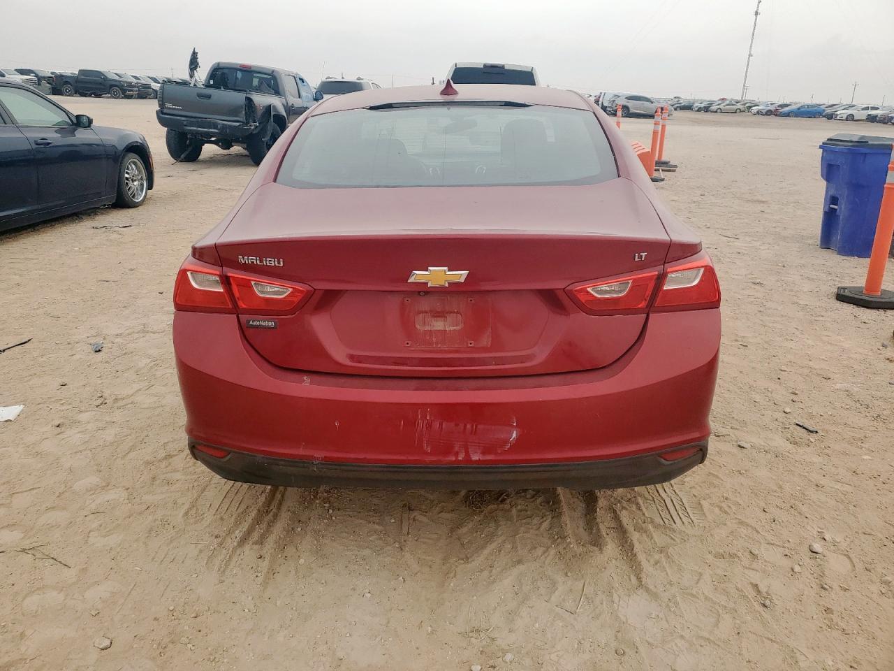 2016 Chevrolet Malibu - zdjęcie 6