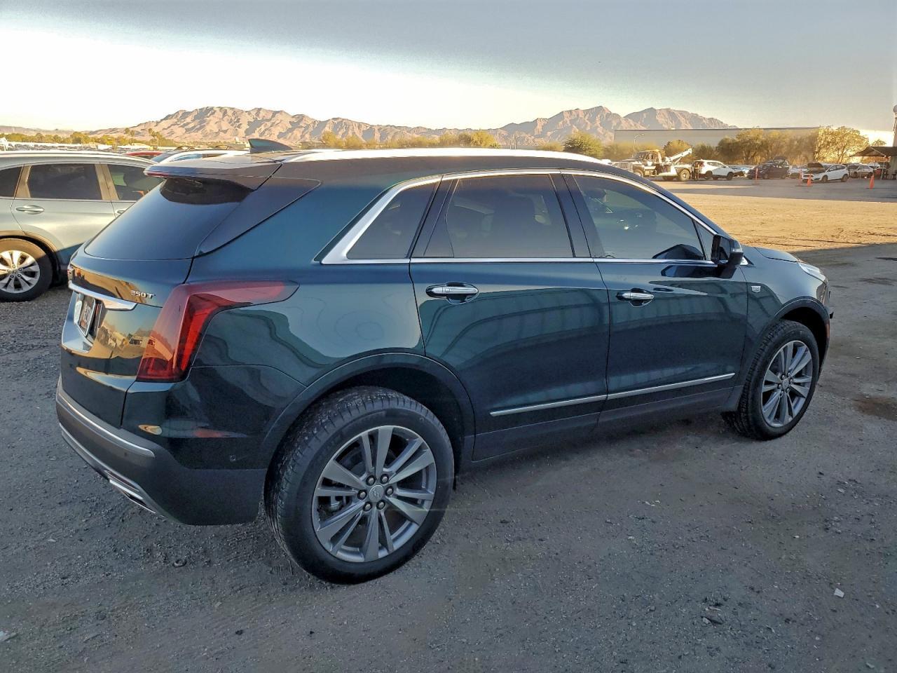 2025 Cadillac XT5 - zdjęcie 3