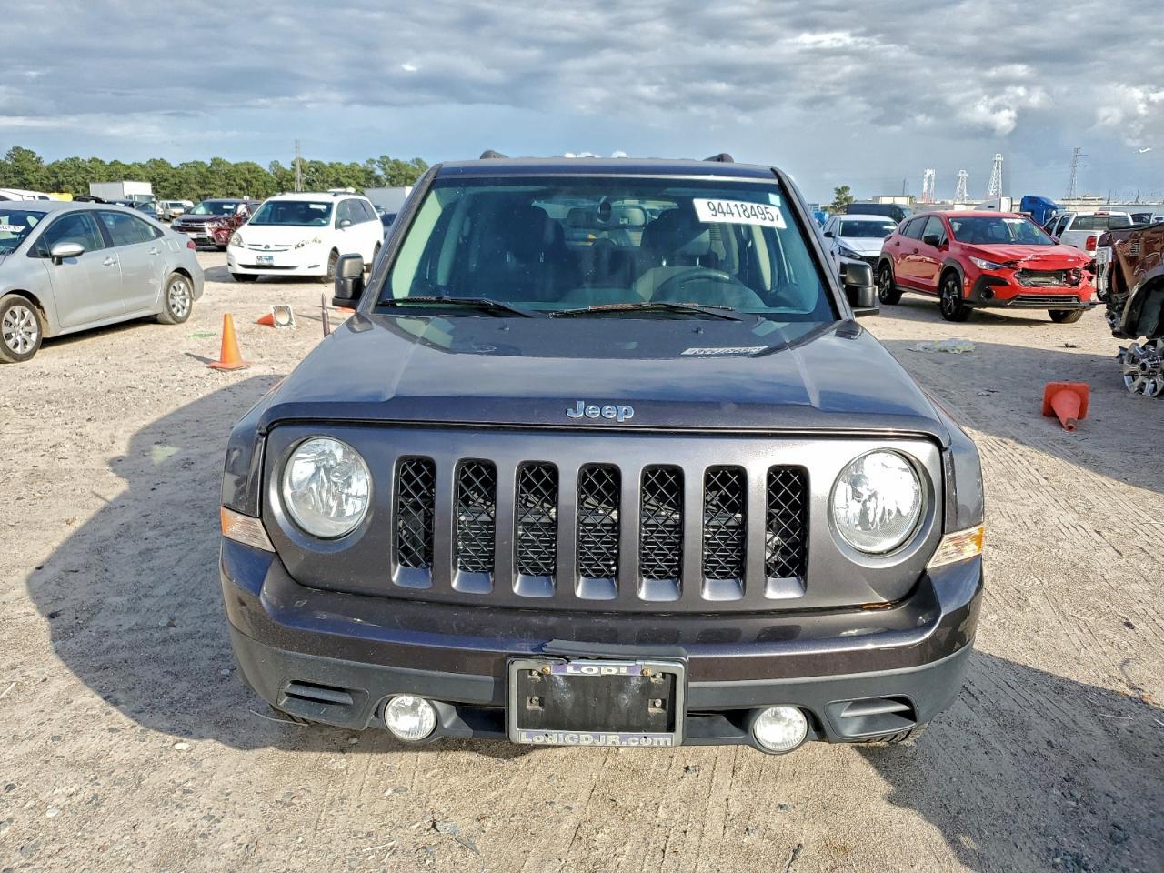 2016 Jeep Liberty (Patriot) - zdjęcie 5