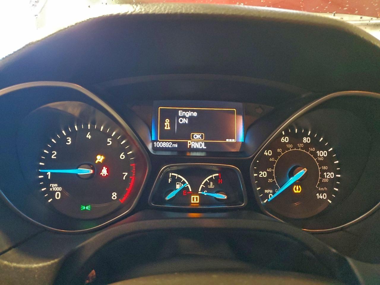 2015 Ford Focus - zdjęcie 9