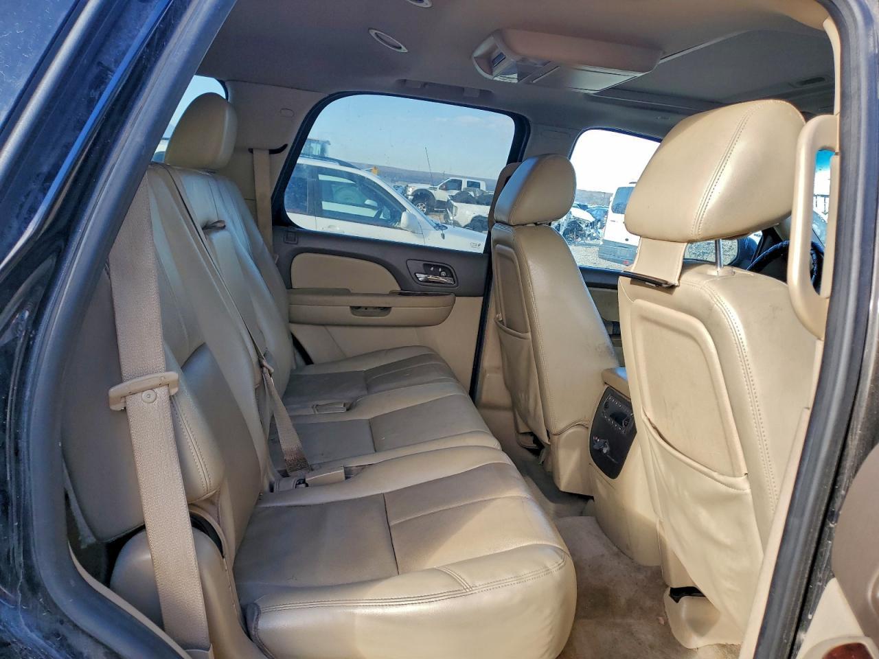 2013 Chevrolet Tahoe K1500 Lt - zdjęcie 11