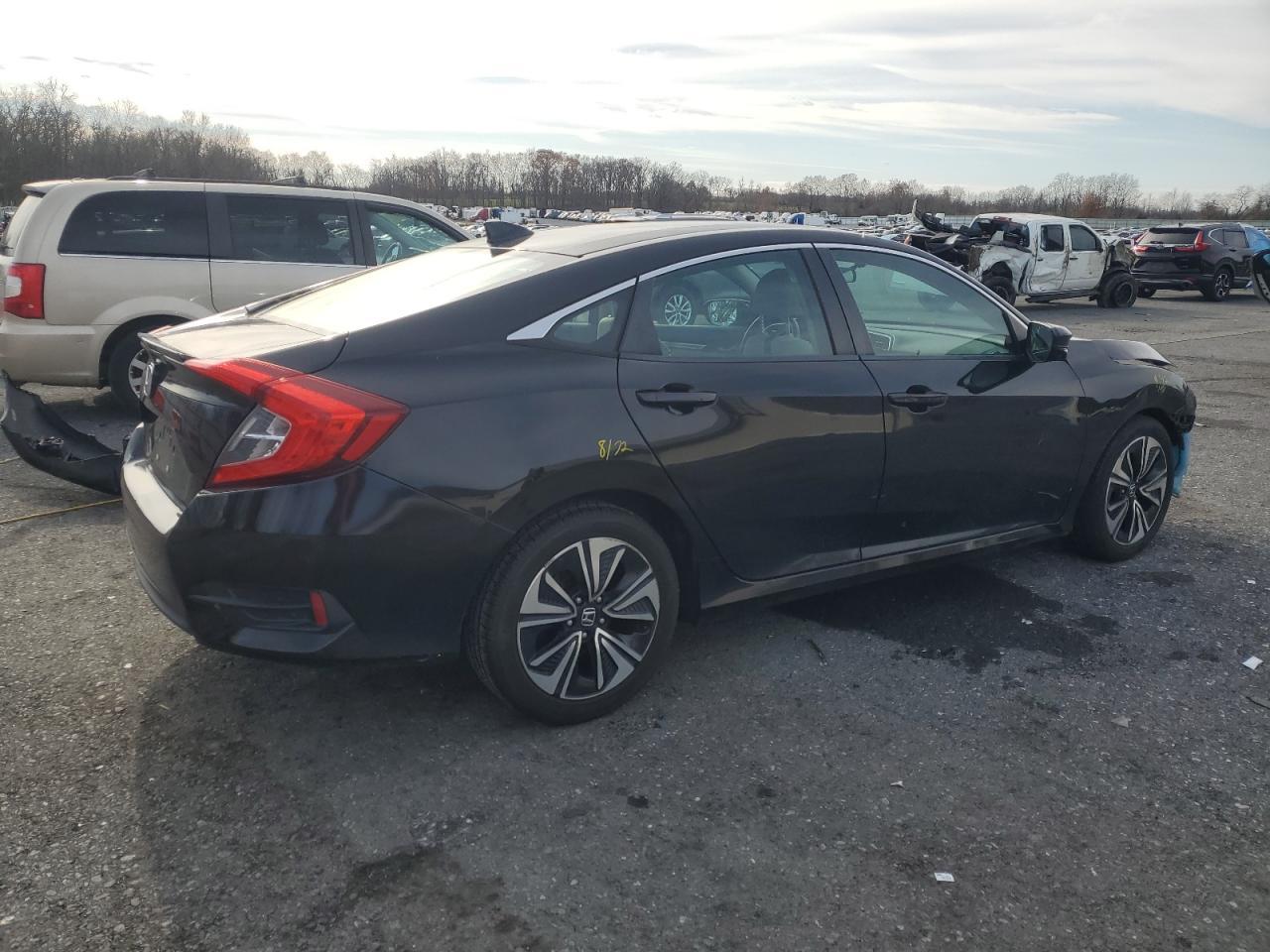 2017 Honda Civic - zdjęcie 3