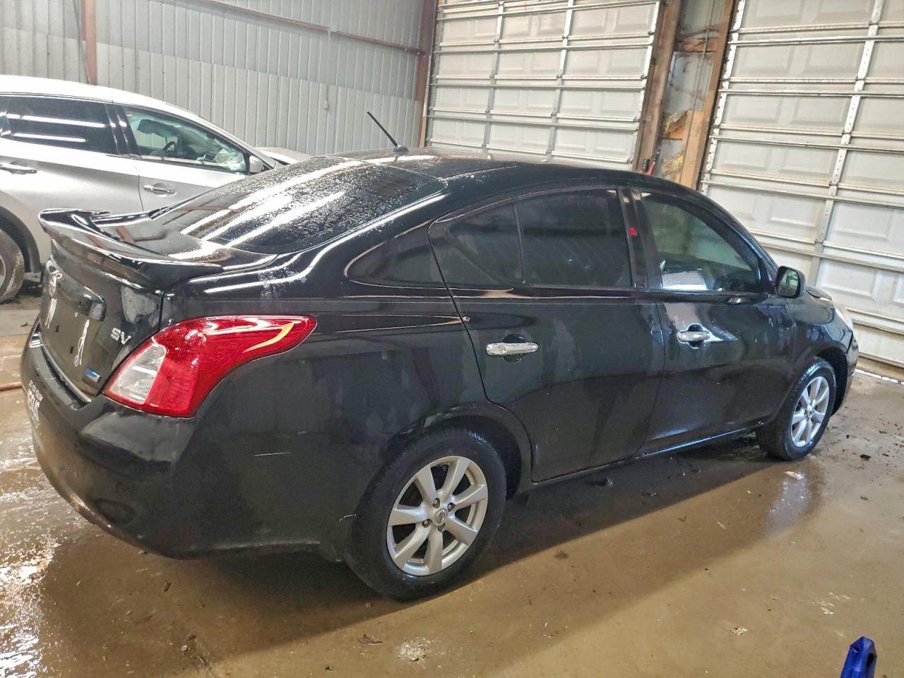 2014 Nissan Versa - zdjęcie 3