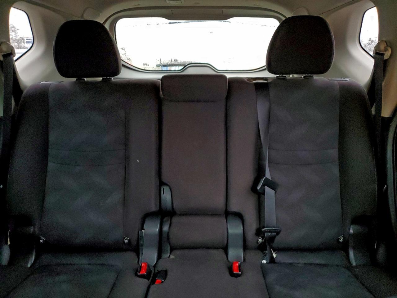 2015 Nissan Rogue - zdjęcie 10