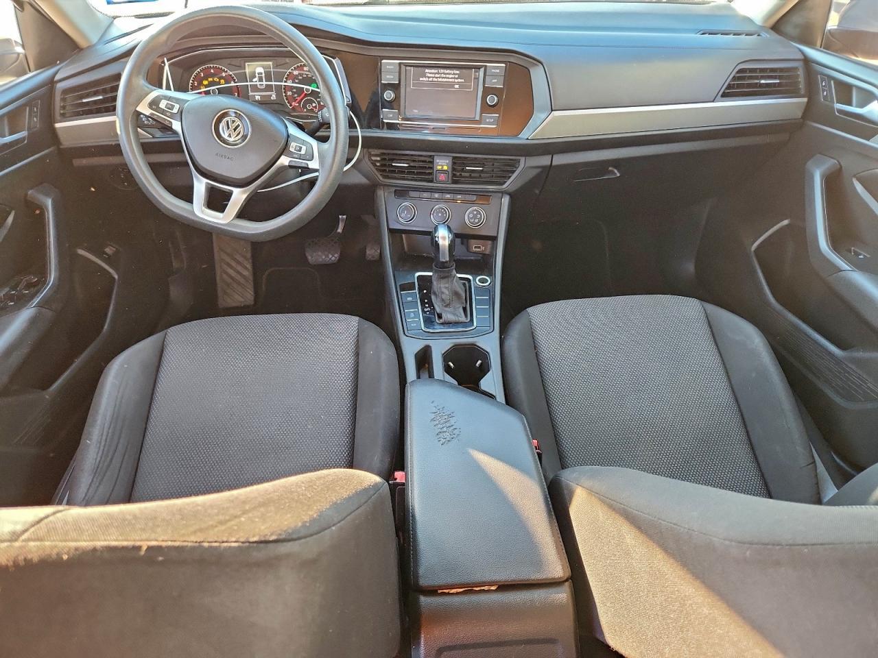 2019 Volkswagen Jetta - zdjęcie 8