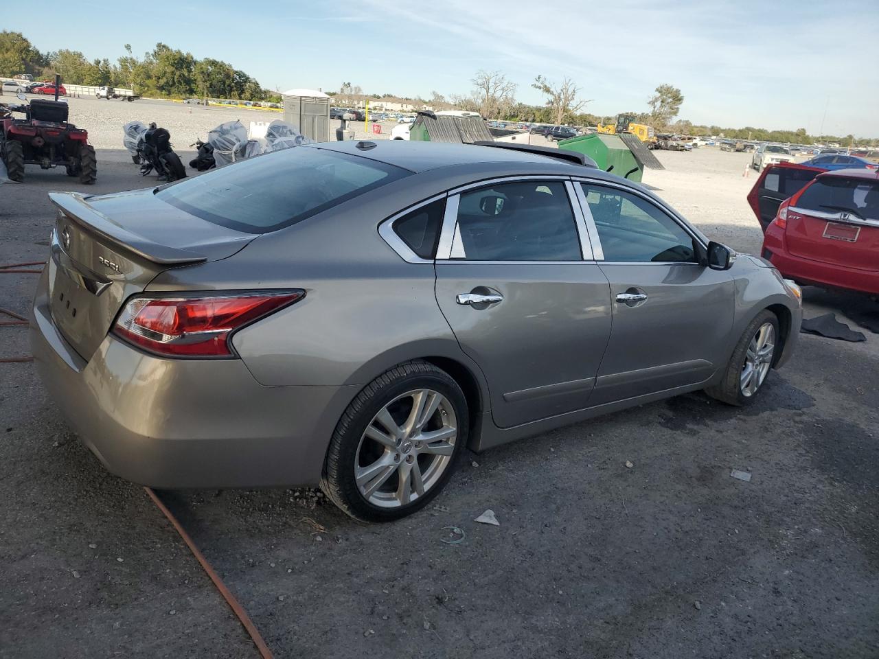 2015 Nissan Altima - zdjęcie 3